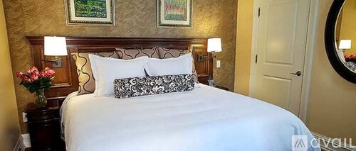 King Bedroom Studio - Victorian Guest House Studio - Luxury Apartment