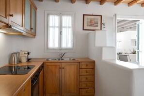 Coffee/tea maker, fridge, oven, stovetop - Mykonos pool house 3 shared pool - My rental Homes (Mykonos)