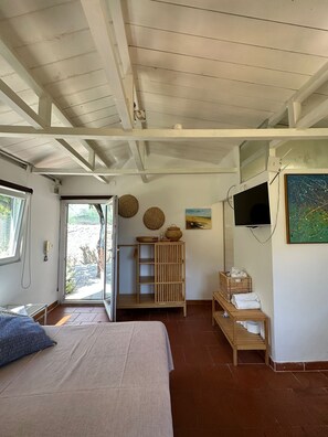 Strykejern/-brett, wi-fi og sengetøy