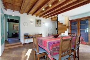 Dining - Luxury Trastevere apartment (Roma)