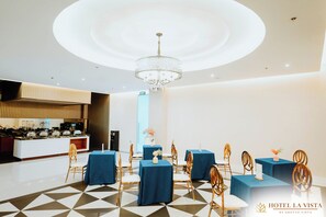 Dining - Hotel La Vista by Grotto Vista (San Jose del Monte)