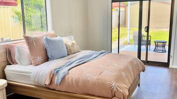 Fer et planche à repasser, Wi-Fi, draps fournis