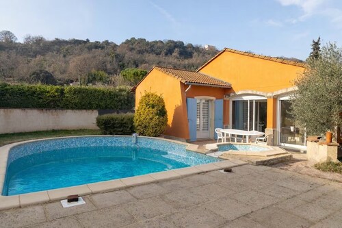 Villa L'Oasis du Rhône & piscine privée