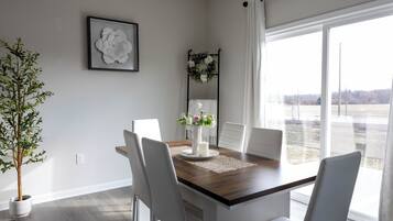 Casa, 2 quartos | Opções para refeição