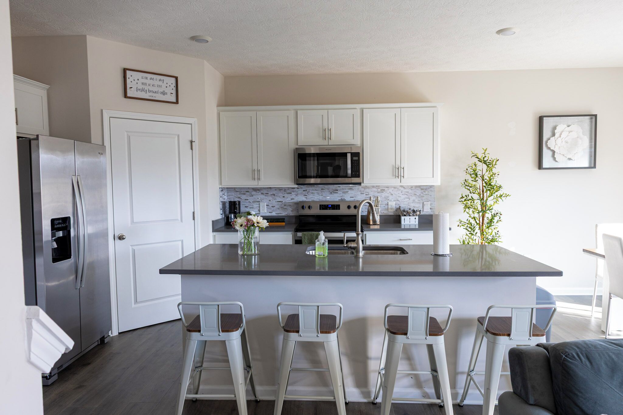 Maison, 2 chambres | Cuisine privée | Réfrigérateur grande capacité avec congélateur, four à micro-ondes