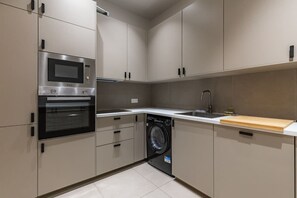 Fridge, microwave, oven, dishwasher