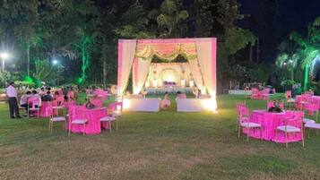 Area banquet outdoor