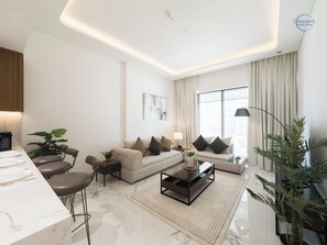 Living area - Modern Retreat in Azizi Azure, Meydan (Dubai)