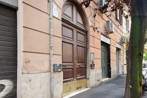 Exterior detail - Delightful Apartment near Vatican/Saint Peter's Area (Roma)