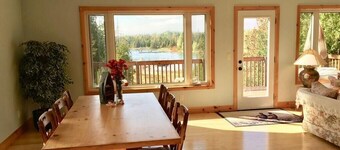 Paradise Pines  | Waterfront Retreat