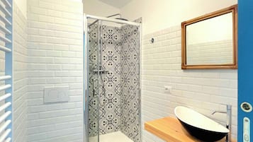 House, Balcony, Mountain View | Bathroom