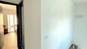 House, Balcony, Mountain View | Interior