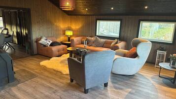 House, 3 Bedrooms, Accessible | Lounge