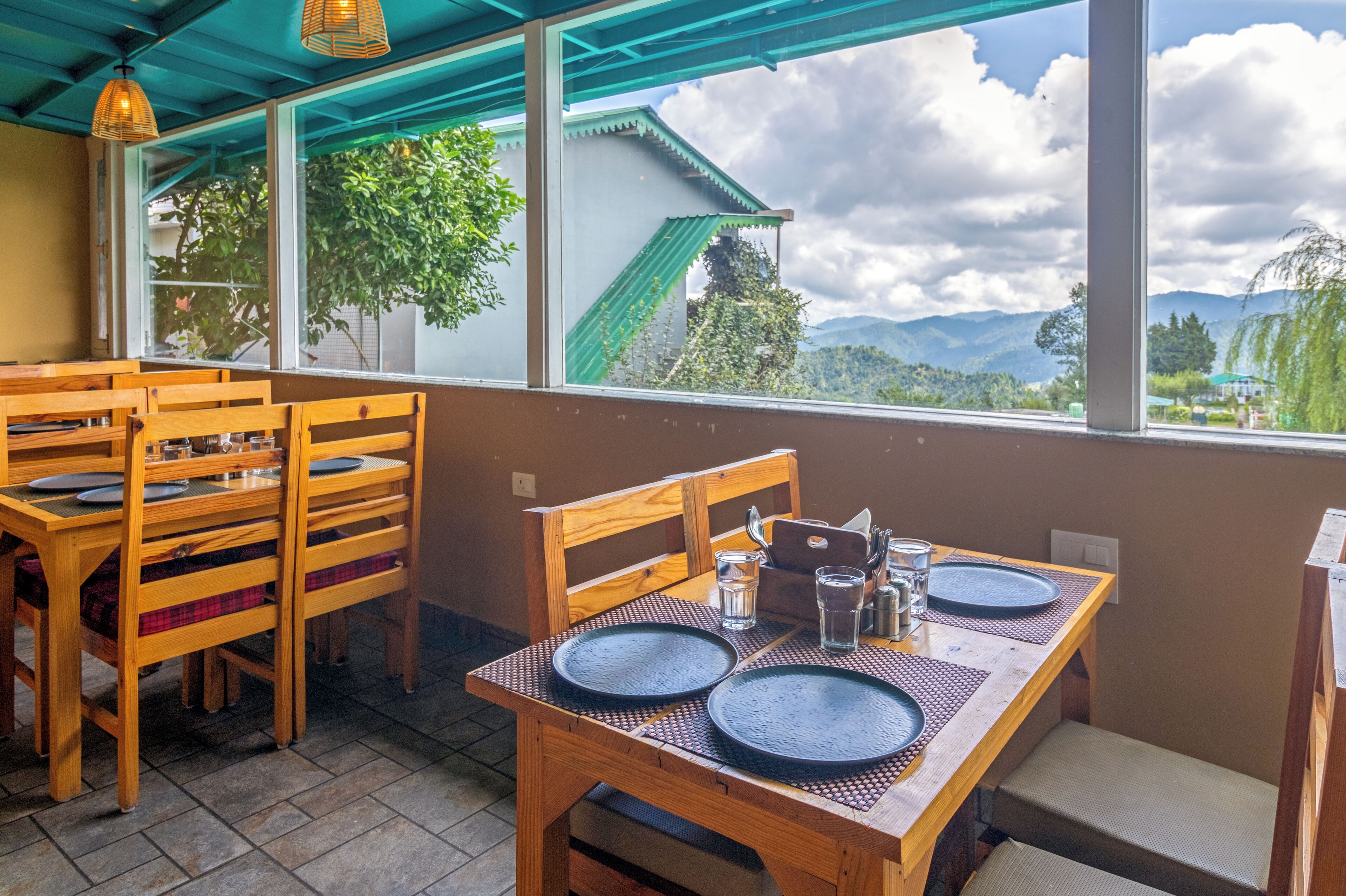 Luxury Room | Outdoor dining