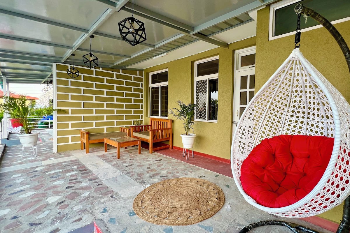 Family Studio | Desk