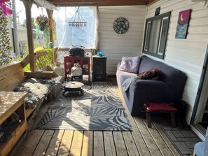 Mobile Home, 1 Bedroom, Smoking, Patio | Balcony - Rustic Suite in Small Town Alberta Canada 🍁 (Penhold)
