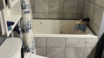 Mobile Home, 1 Bedroom, Smoking, Patio | Bilik Mandi