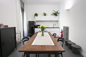 Dining - Guesthouse Delle Navi - Room 4 (Roma)