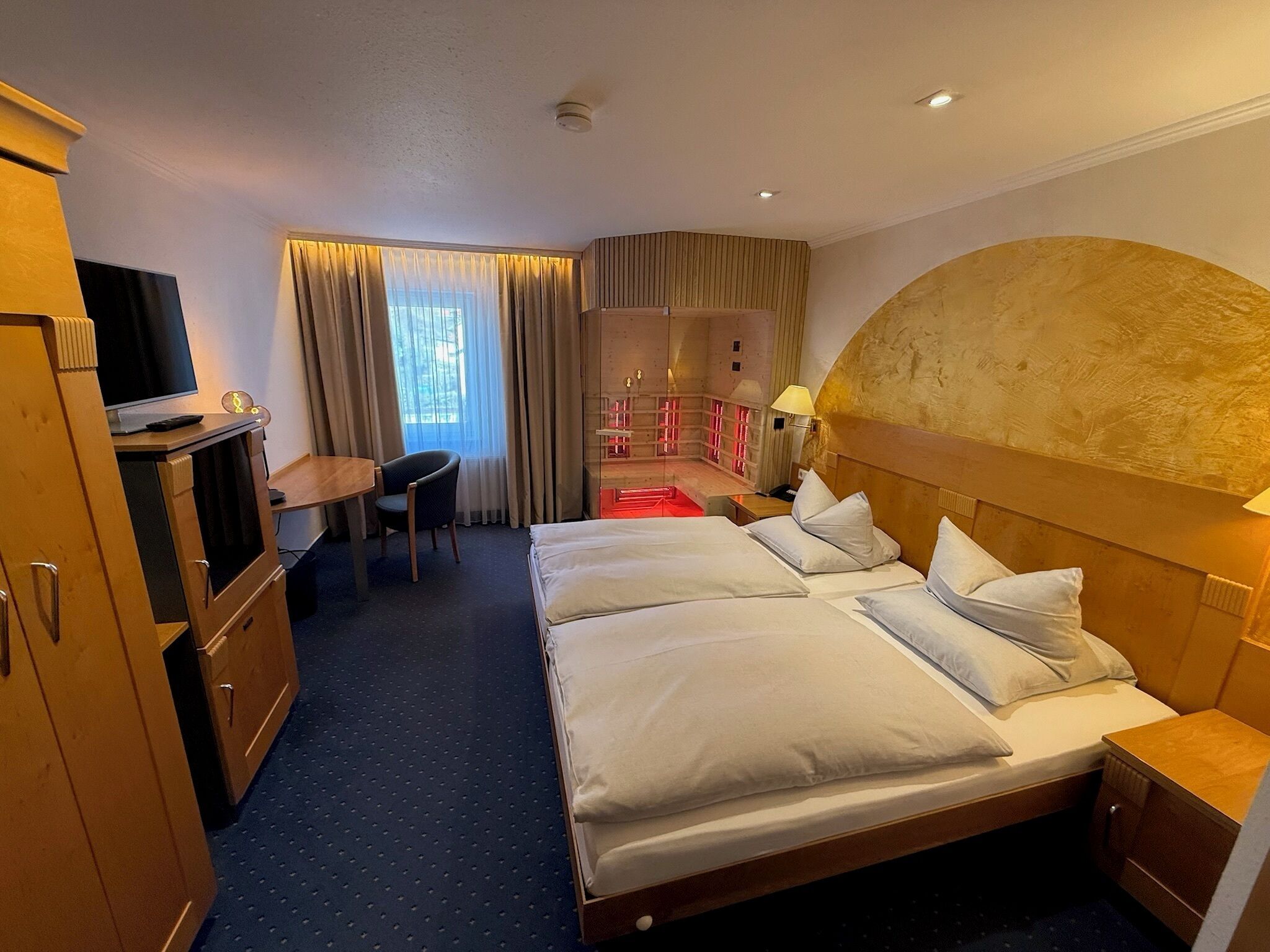 Deluxe Double Room, City View | Blackout curtains, free WiFi