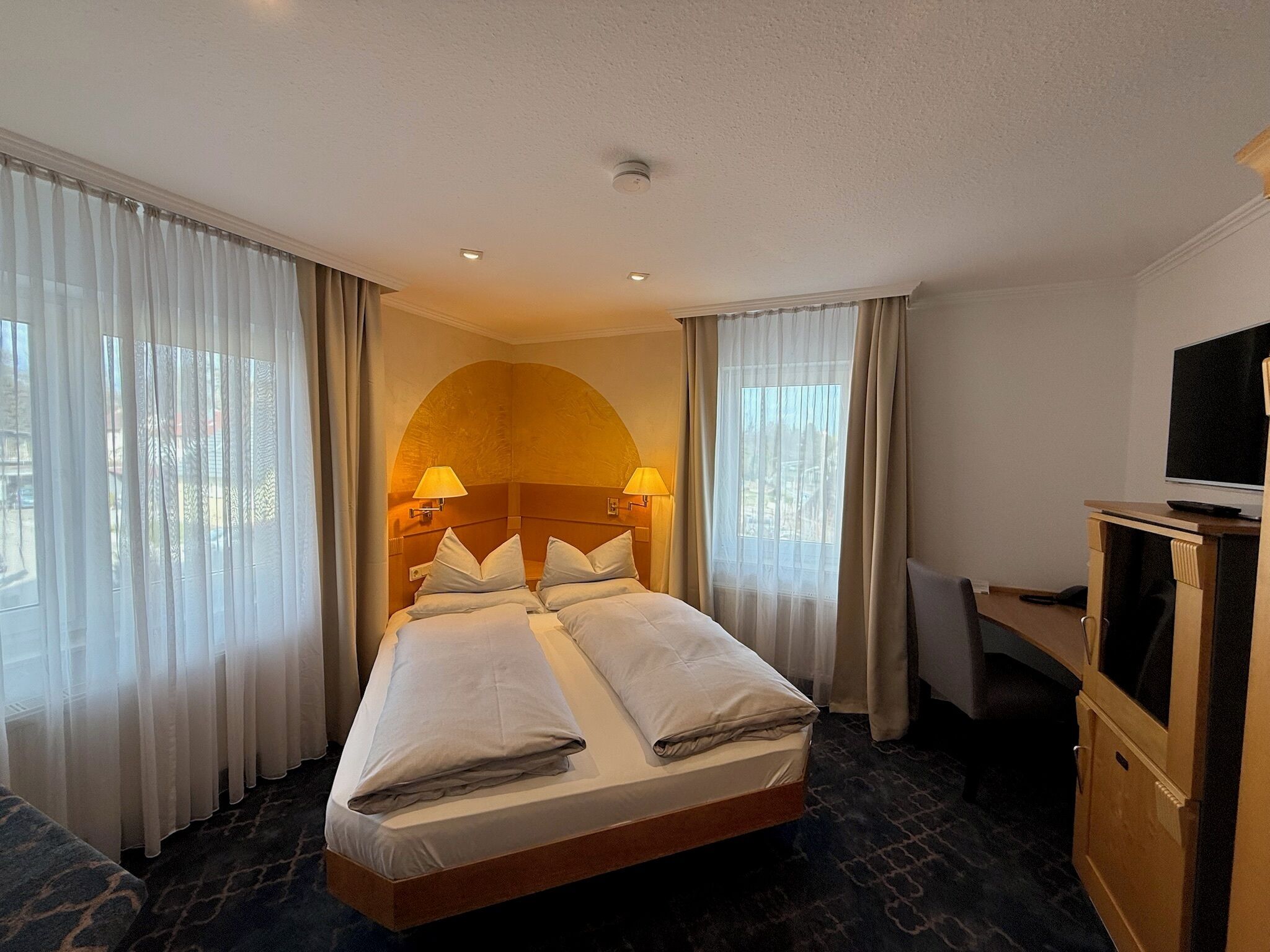 Basic Double Room, City View | Blackout curtains, free WiFi