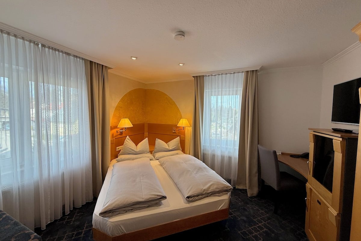 Standard Double Room, City View | Blackout drapes, free WiFi