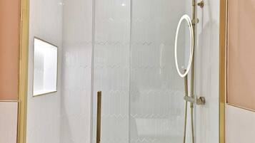 Shower, hair dryer, shampoo