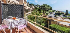 Outdoor dining - Finale ligure Two-room apartment 4 beds (Finale ligure)