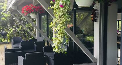 Villa swimming pool urt