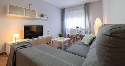 Modern Comfort: 4 people in Albelda