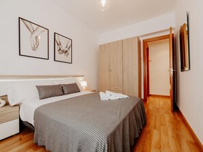 Internet, bed sheets - Comfortable Apartment with Terrace in Logroño (Logroño)