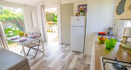 Mobile Home 2 Bedrooms with Terrace