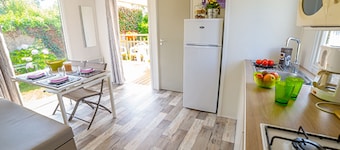 Mobile Home 2 Bedrooms with Terrace