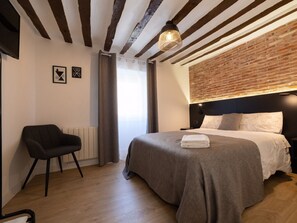 Free WiFi, bed sheets - Central Apartment Near Local Cuisine - WiFi Included (Logroño)