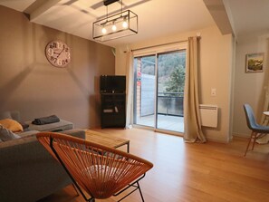 TV - Comfort 4* with Parking and Terrace at Mont-Dore (Mont-Dore)