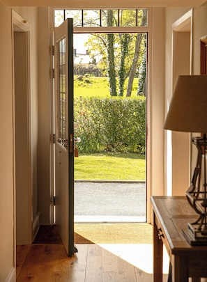 Interior - Secluded 2 bedroom, 2 bathroom cottage with private terrace and idyllic views (Hallbankgate)
