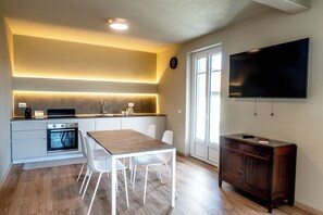 Private kitchen - Village and Lake. Modern and unique apartmentLake Orta. (Alzo)