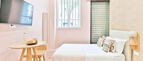 مكواة/لوح كي وواي فاي وملاءات أسرّة