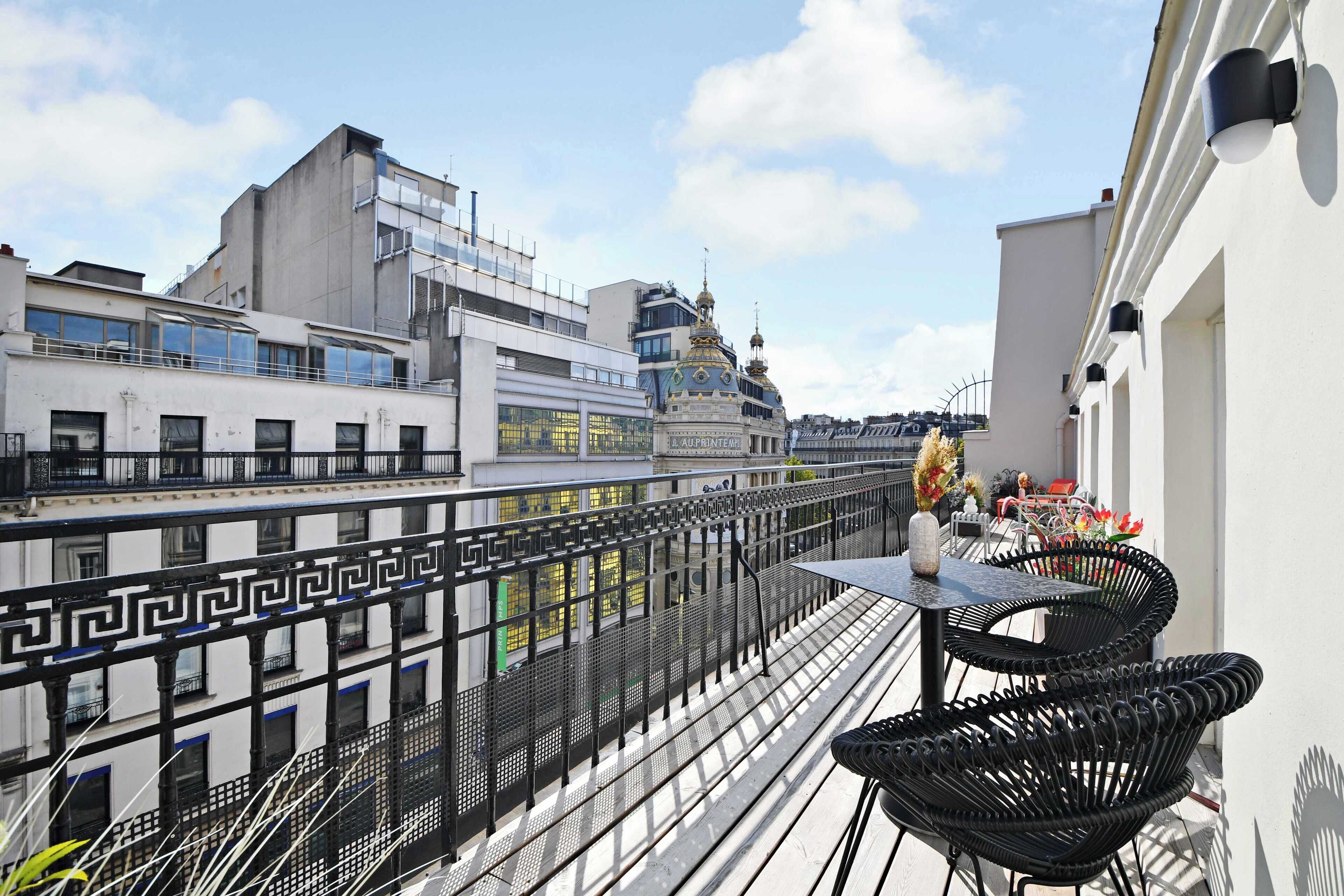 Duplex, 4 Bedrooms | Balcony