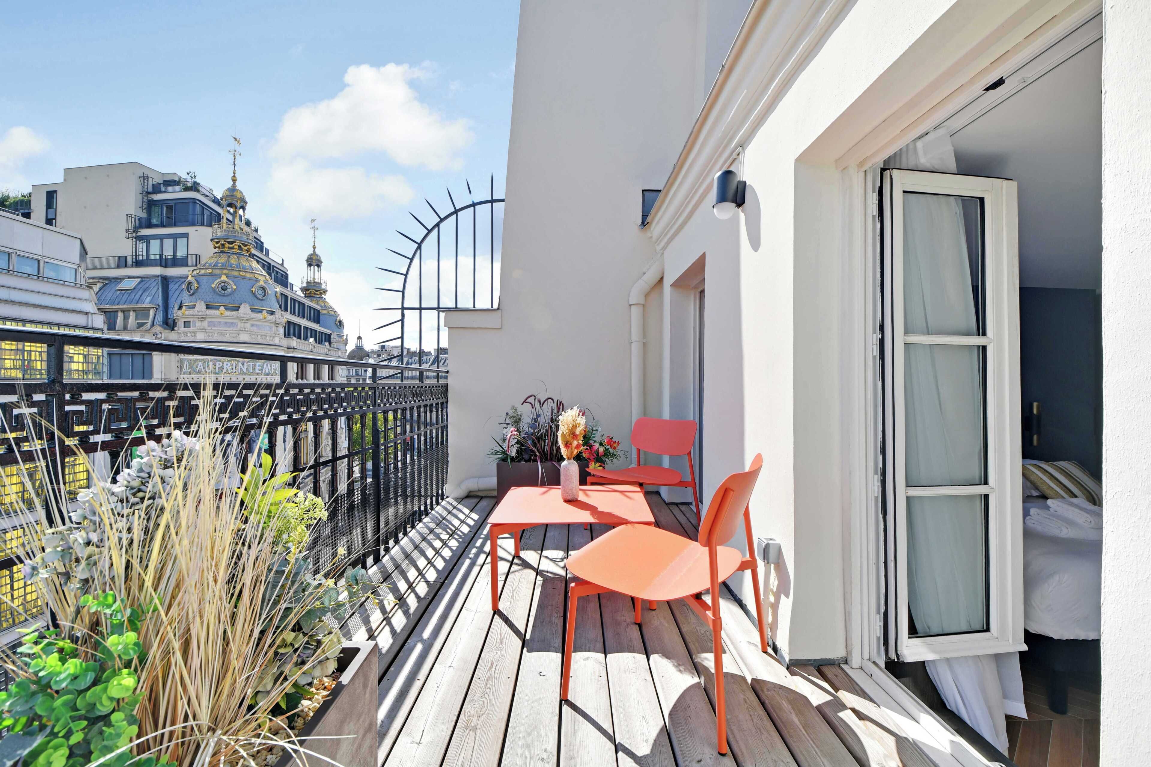 Duplex, 4 Bedrooms | Balcony
