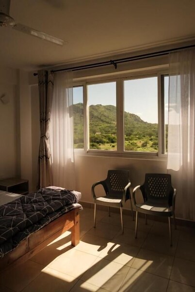 Tsavo Zurani Apartments Voi