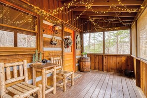 Terrace/patio - Mountain Hideaway with Hot Tub, Game Loft & Fire Pit – Minutes to Pigeon Forge (Sevierville)