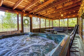 Interior - Mountain Hideaway with Hot Tub, Game Loft & Fire Pit – Minutes to Pigeon Forge (Sevierville)