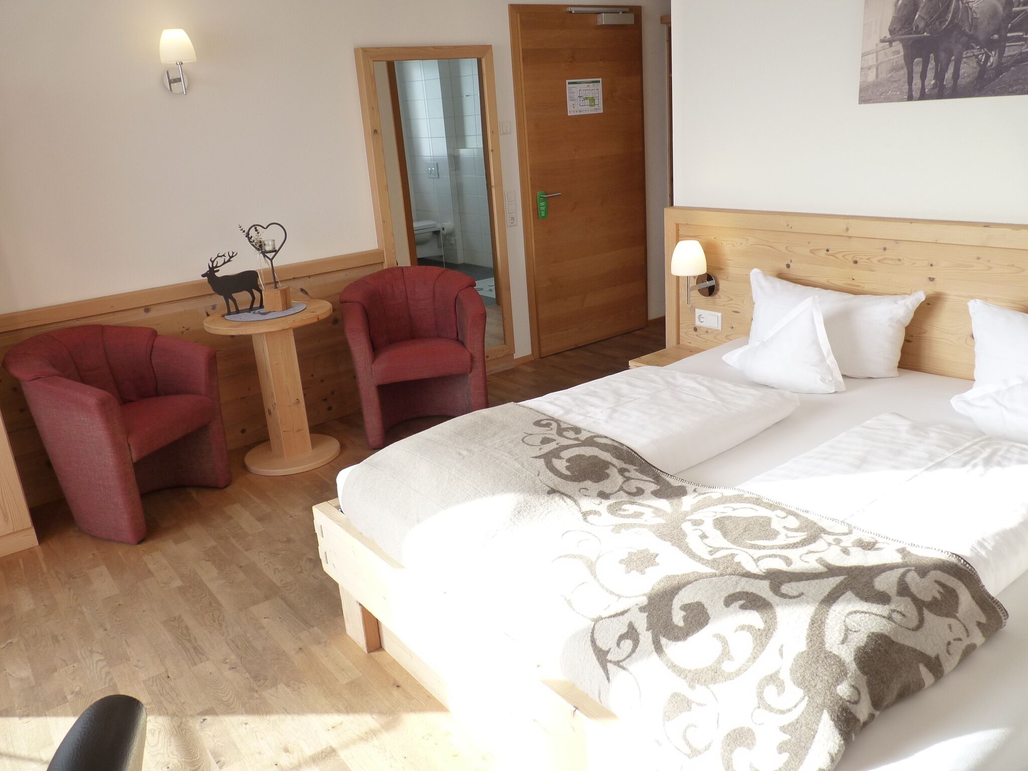 Comfort Suite, Balcony, Garden View | In-room safe, blackout drapes, soundproofing, free WiFi