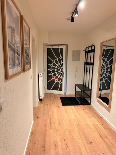 WhiteWood-Apartment Bottrop – Nähe Skihalle – 6 Personen