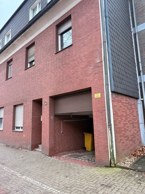 Exterior - Vrbo Property (Bottrop)