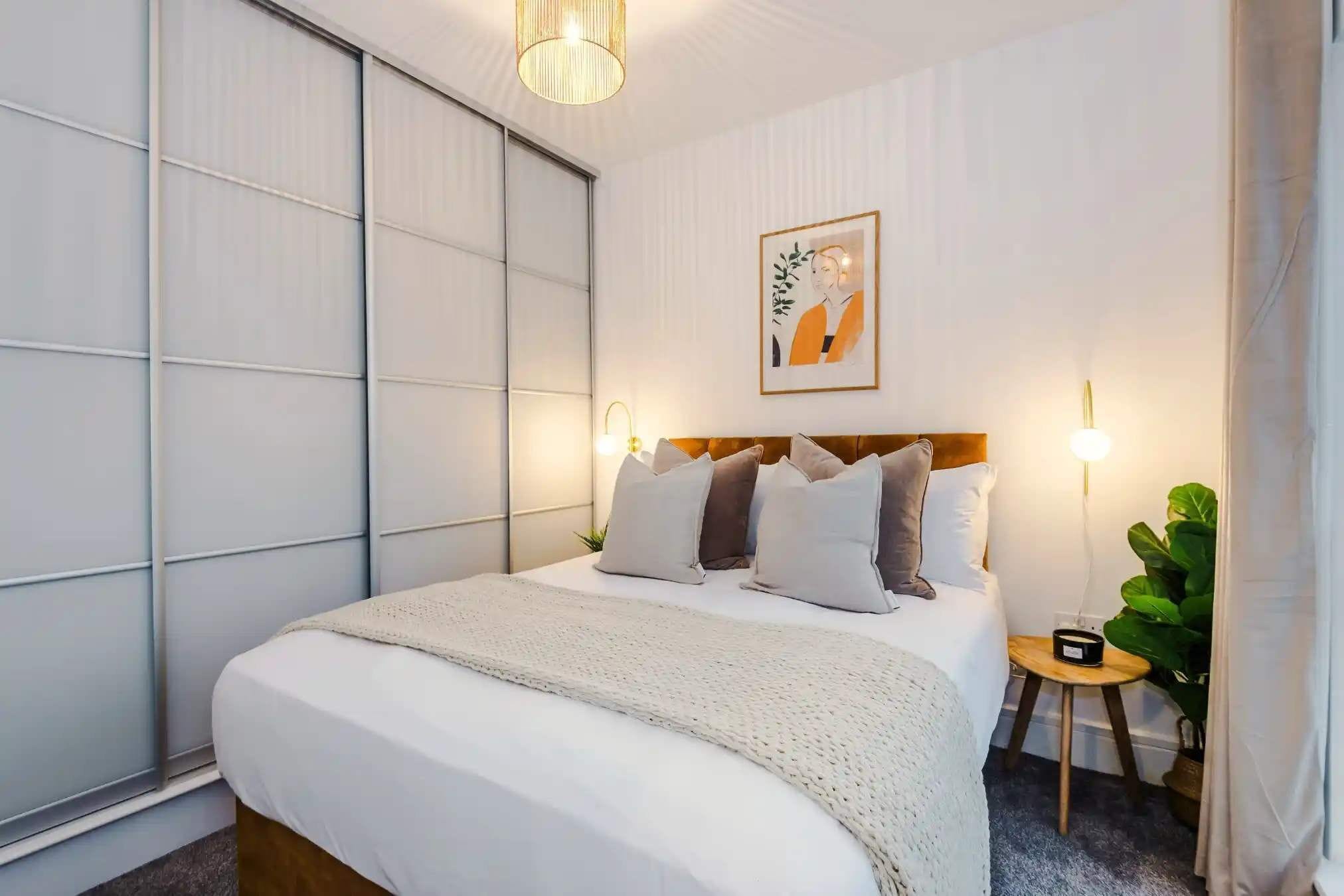 3 bedrooms, iron/ironing board, Internet, bed sheets