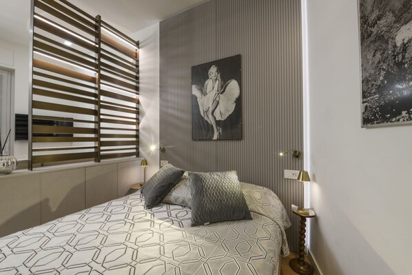 Room - Gian Giacomo Mora, 13 - Elegant Studio Apartment in the City Center (Milan)