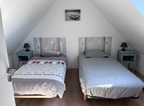 Bügeleisen/Bügelbrett, WLAN, Bettwäsche