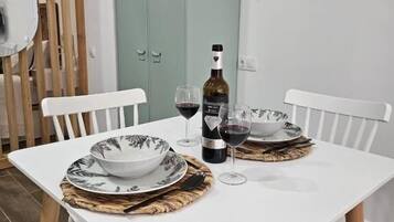 Apartment, 1 Double Bed with Sofa bed, Non Smoking, Air conditioning | Dining