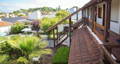 Small double room with private bathroom in Hosería Las Grullas